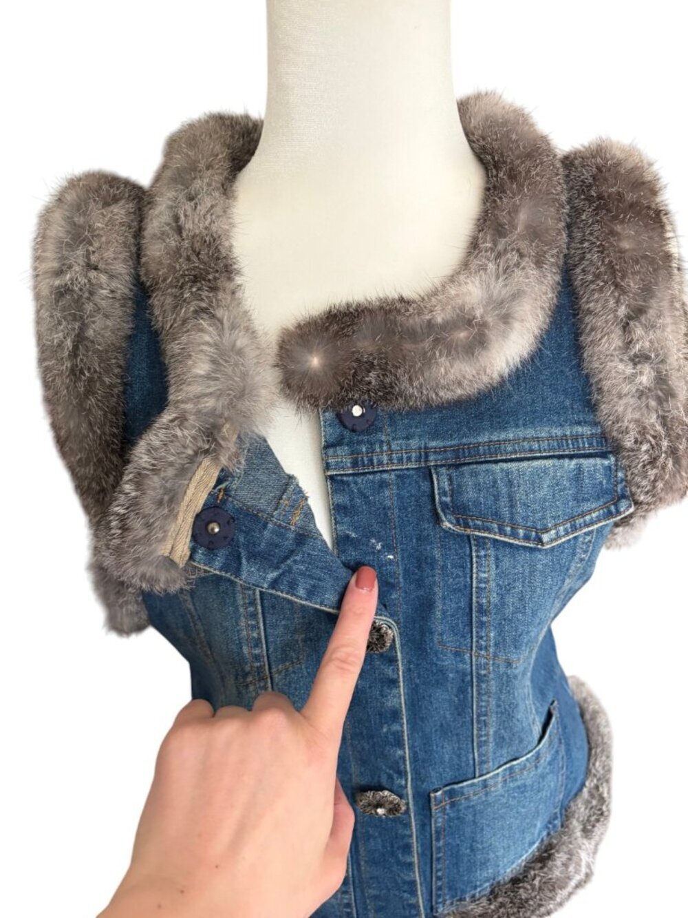 BEREK by Takako Sakon Vintage Denim Embellished Vest with fur vintage small - Picture 2 of 5